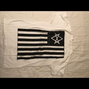 Bring Me the Horizon Tee - Size M